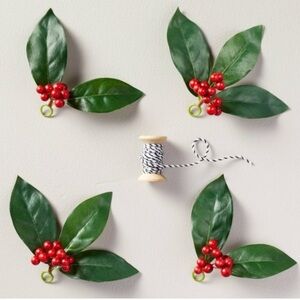 HEARTH & HAND NWT Faux holly leaf & berry gift toppers